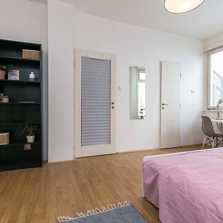 Apartments Ve Smeckach 27 Prag Dış mekan fotoğraf