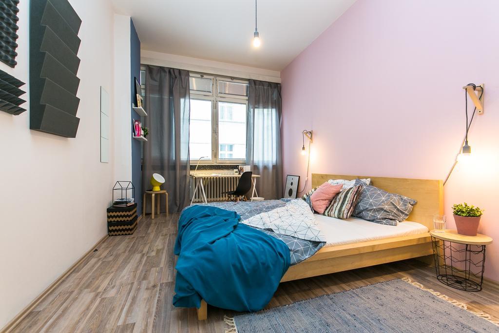 Apartments Ve Smeckach 27 Prag Dış mekan fotoğraf