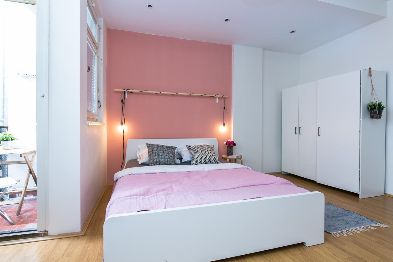 Apartments Ve Smeckach 27 Prag Dış mekan fotoğraf